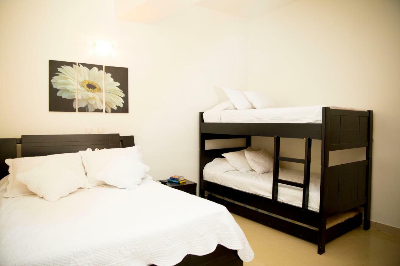 Poseidon Lake Apartments Cartagena Luaran gambar
